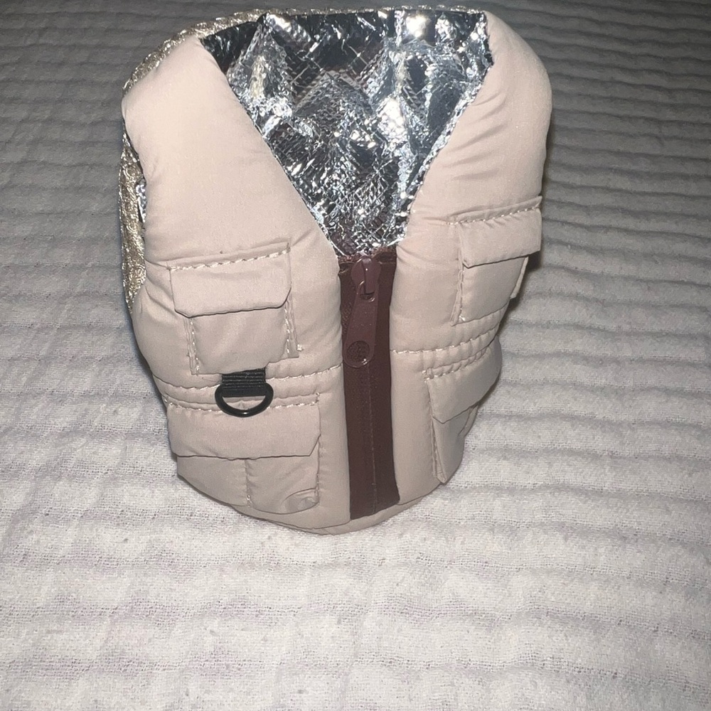 Puffin Beige Vest Bottle Holder